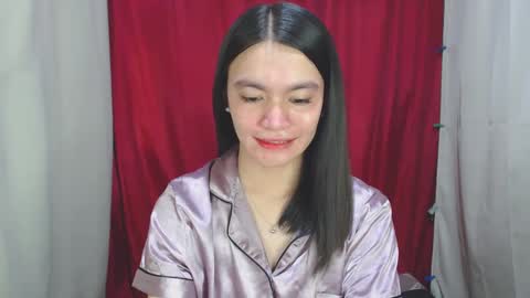 Snapshot of urhottiest_katey chatting on January 4, 7:24 am Katey online show from January 4, 7:24 am