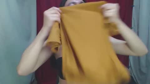 Snapshot of urhottiest_katey chatting on October 31, 7:42 am Katey online show from October 31, 7:42 am