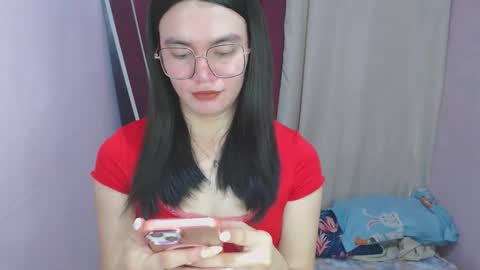 Katey online show from April 15, 6:31 am
