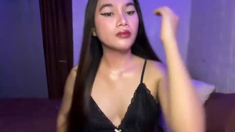 Snapshot of urhottylicious_cum chatting on June 16, 4:37 am urhottylicious_cum online show from June 16, 4:37 am