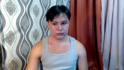 Snapshot of urhunky_ivan chatting on January 6, 3:19 pm urhunky_ivan online show from January 6, 3:19 pm