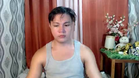 Snapshot of urhunky_ivan chatting on February 10, 5:36 am urhunky_ivan online show from February 10, 5:36 am