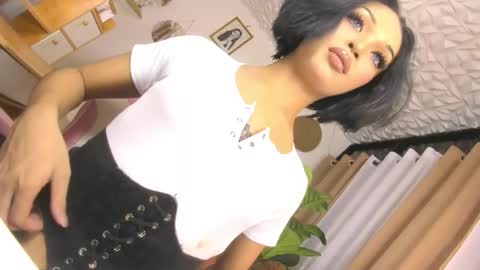 Snapshot of urladyprincessmassivecock chatting on February 22, 5:22 pm jhaii online show from February 22, 5:22 pm