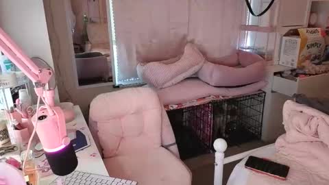 urlittlefilipina online show from November 11, 2:50 pm