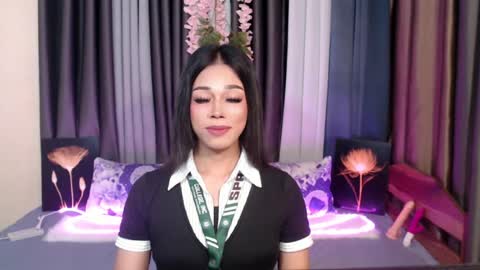 urlovely_jemma online show from August 2, 7:01 pm
