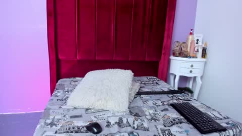 Snapshot of urlovex chatting on March 10, 3:56 am Love online show from March 10, 3:56 am