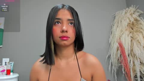 Snapshot of urlovex chatting on September 18, 8:11 pm Love online show from September 18, 8:11 pm