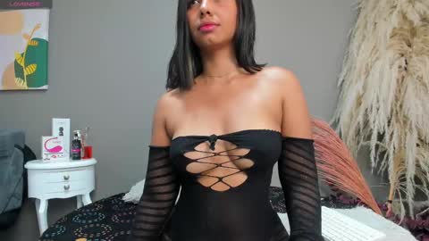 Snapshot of urlovex chatting on September 23, 8:01 pm Love online show from September 23, 8:01 pm