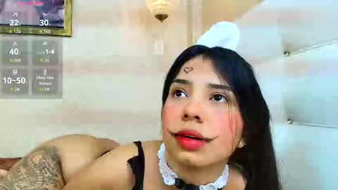 Snapshot of urlovex chatting on October 31, 8:43 pm Love online show from October 31, 8:43 pm