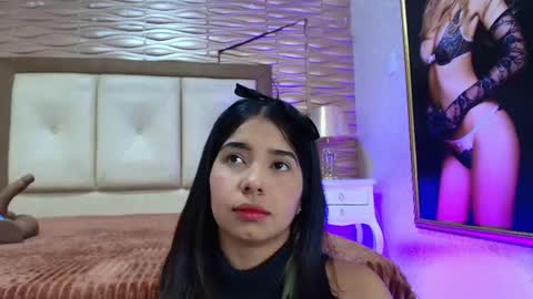 Snapshot of urlovex chatting on December 3, 9:35 pm Love online show from December 3, 9:35 pm