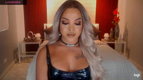 UrMajestyTyra online show from May 28, 8:55 am
