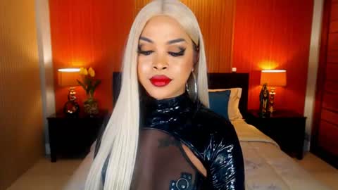 UrMajestyTyra online show from July 4, 12:39 am