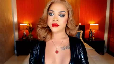 UrMajestyTyra online show from July 13, 1:52 am