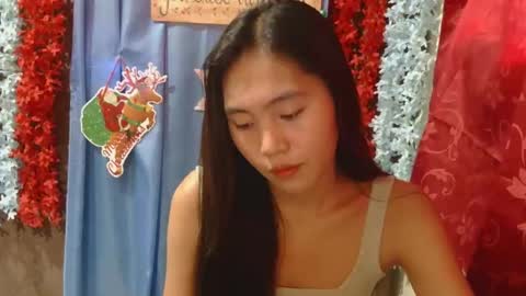 Snapshot of urnaughty_ash chatting on December 19, 9:16 am ashly salgado online show from December 19, 9:16 am