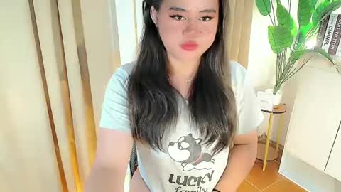 cecilia online show from April 10, 3:39 pm