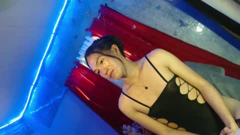 Kim online show from March 11, 5:49 am