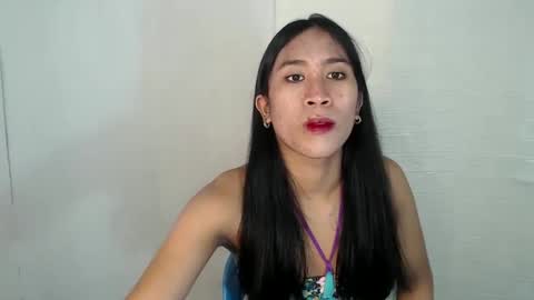 Snapshot of urnaughty_navea18 chatting on March 3, 7:54 am Navea online show from March 3, 7:54 am