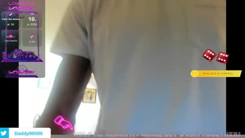 Snapshot of urnewdaddy90 chatting on December 8, 9:46 am Big Daddy online show from December 8, 9:46 am