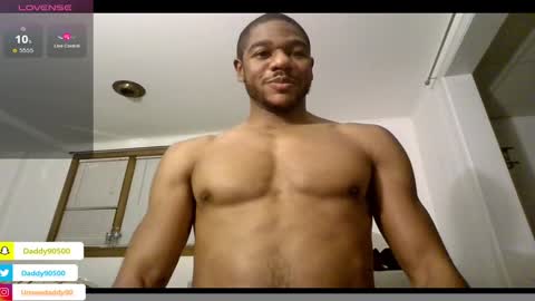 Snapshot of urnewdaddy90 chatting on January 11, 4:48 am Big Daddy online show from January 11, 4:48 am