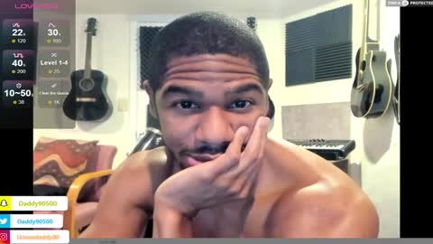 Snapshot of urnewdaddy90 chatting on January 17, 7:19 am Big Daddy online show from January 17, 7:19 am