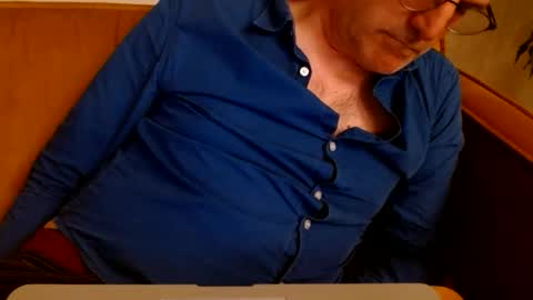 Dutchsoftie online show from October 4, 9:57 pm