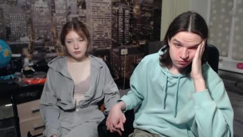Snapshot of uroxygen chatting on June 2, 6:54 pm Mary online show from June 2, 6:54 pm