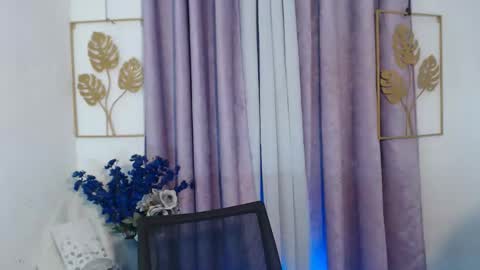 urpinay_sandra69 online show from February 14, 11:12 pm