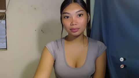 Snapshot of urpinay_sandra69 chatting on June 12, 3:05 am urpinay_sandra69 online show from June 12, 3:05 am