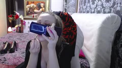 UrSecretTreasure88 online show from February 15, 12:03 pm