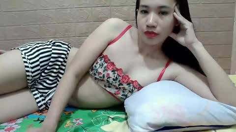 ursexychix_4u online show from February 7, 8:42 pm