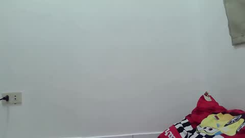 ursexychix_4u online show from May 3, 9:21 pm
