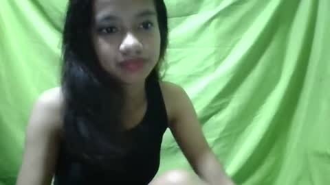 Snapshot of ursexydoll18 chatting on January 10, 5:37 am Darlyn room online show from January 10, 5:37 am