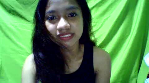 Snapshot of ursexydoll18 chatting on January 10, 8:51 am Darlyn room online show from January 10, 8:51 am