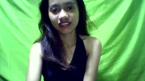 Snapshot of ursexydoll18 chatting on January 15, 7:05 am Darlyn room online show from January 15, 7:05 am