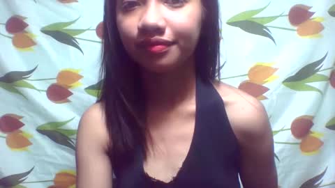 Snapshot of ursexydoll18 chatting on January 22, 1:53 am Darlyn room online show from January 22, 1:53 am