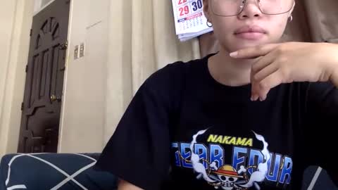 ursexypinayy online show from March 17, 10:40 am