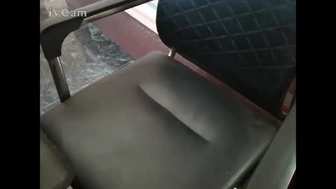 Snapshot of ursfriendmale chatting on February 16, 6:21 am urs friend online show from February 16, 6:21 am