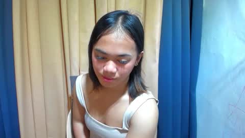 urslutty_mayie online show from February 19, 2:18 am