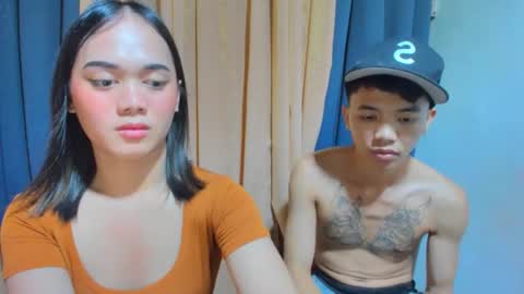 Snapshot of urslutty_mayie chatting on May 9, 5:40 pm urslutty_mayie online show from May 9, 5:40 pm