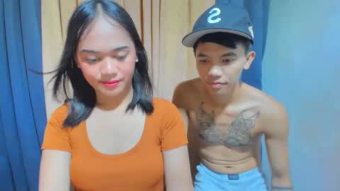 Snapshot of urslutty_mayie chatting on June 8, 9:53 am urslutty_mayie online show from June 8, 9:53 am