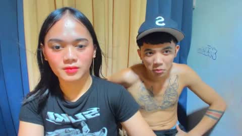 Snapshot of urslutty_mayie chatting on June 17, 6:09 pm urslutty_mayie online show from June 17, 6:09 pm