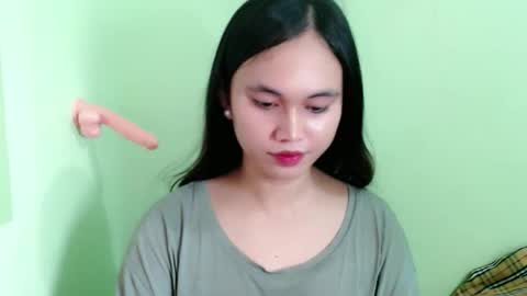 Snapshot of ursweet_athisa18 chatting on March 18, 6:44 pm Athisa online show from March 18, 6:44 pm