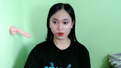 Snapshot of ursweet_athisa18 chatting on April 2, 8:56 am Athisa online show from April 2, 8:56 am