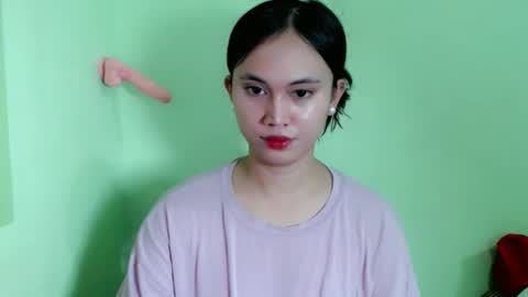 Snapshot of ursweet_athisa18 chatting on April 7, 7:31 am Athisa online show from April 7, 7:31 am