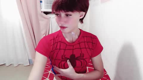Snapshot of ursweetgirlsammy19 chatting on October 19, 4:46 am sammy the nughty girl who can make you happy online show from October 19, 4:46 am