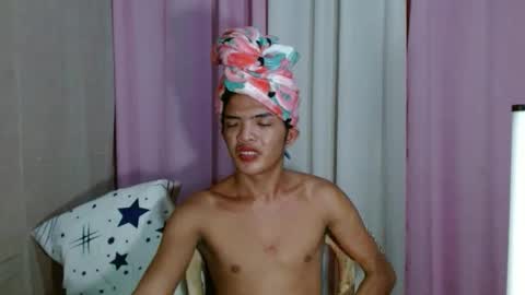 JEN online show from November 11, 9:53 am