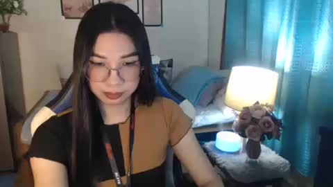 Ashley Kate Mateo Gray online show from February 28, 2:31 pm