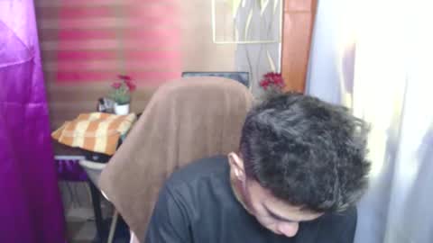 urwild_fuckerxx online show from November 18, 11:37 pm