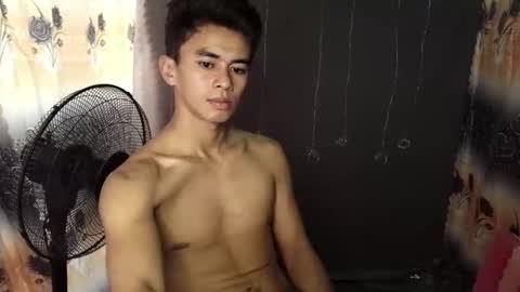 urwild_fuckerxx online show from January 18, 2:48 am