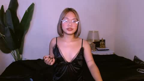 Urwildest farrah online show from May 2, 1:49 pm